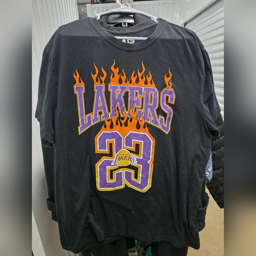 Lebron James Black Lakers Graphic T-Shirt